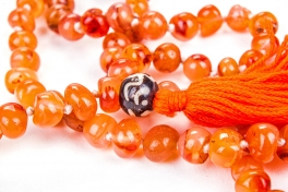 Carnelian Mala_close-up 1